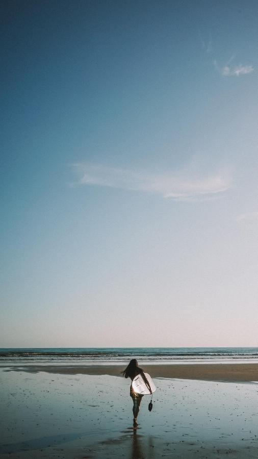 Mahara Caparica Surf Camp Kültér fotó